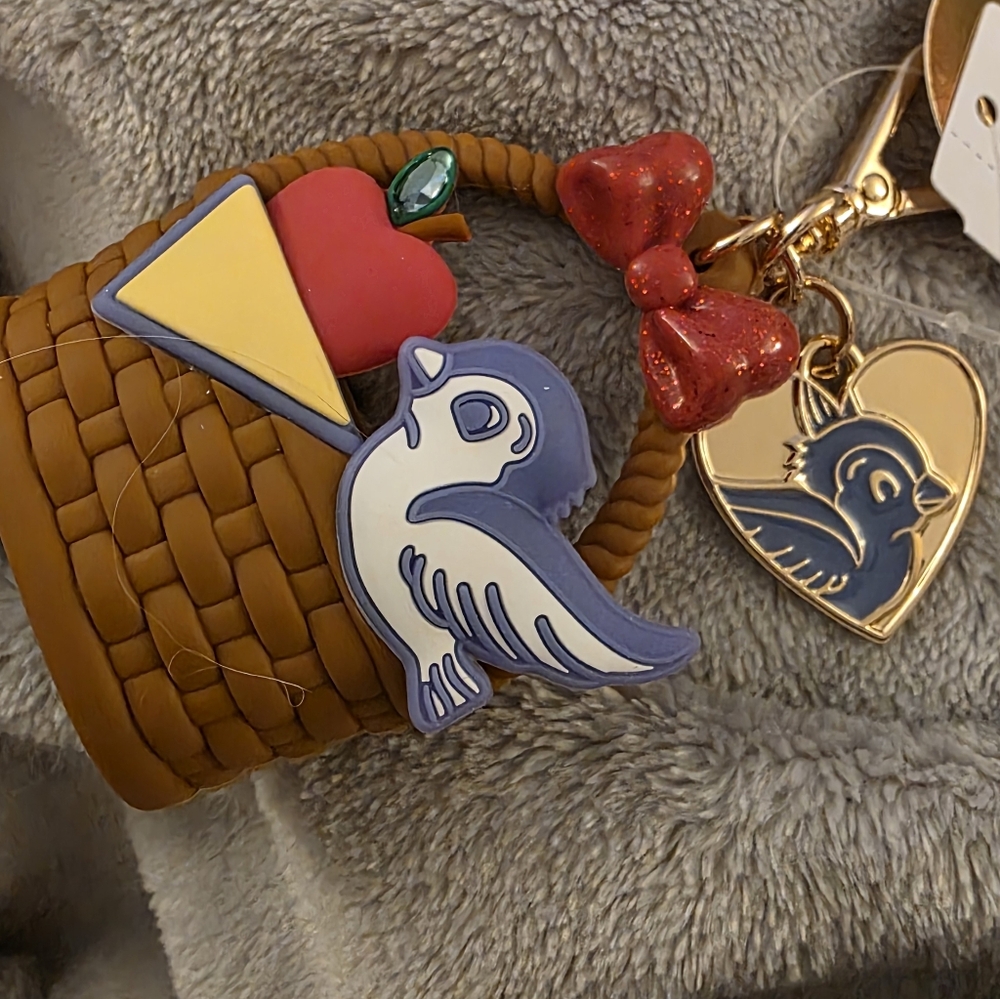 Disney Snow White Basket Sanitizer Holder